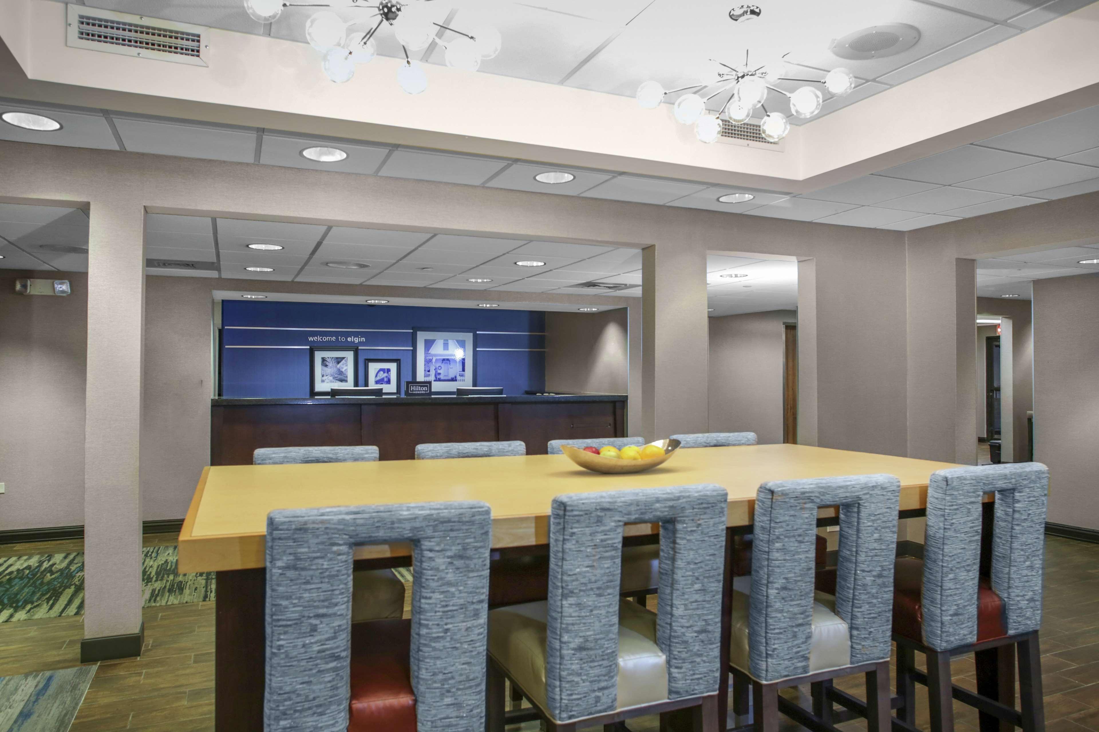 Hampton Inn Chicago Elgin/I-90 Exteriör bild