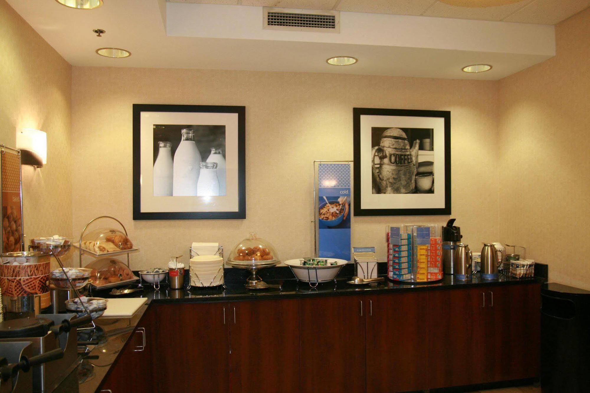 Hampton Inn Chicago Elgin/I-90 Restaurang bild